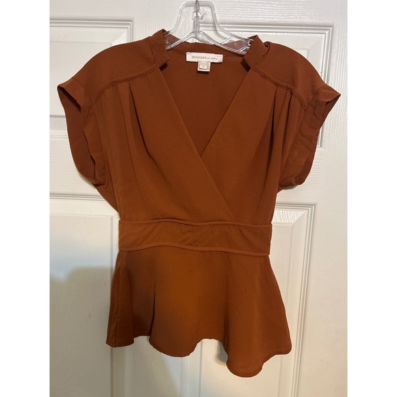 Monteau Los Angeles Tops - 📙 Brown Blouse by Ann Taylor Sz M